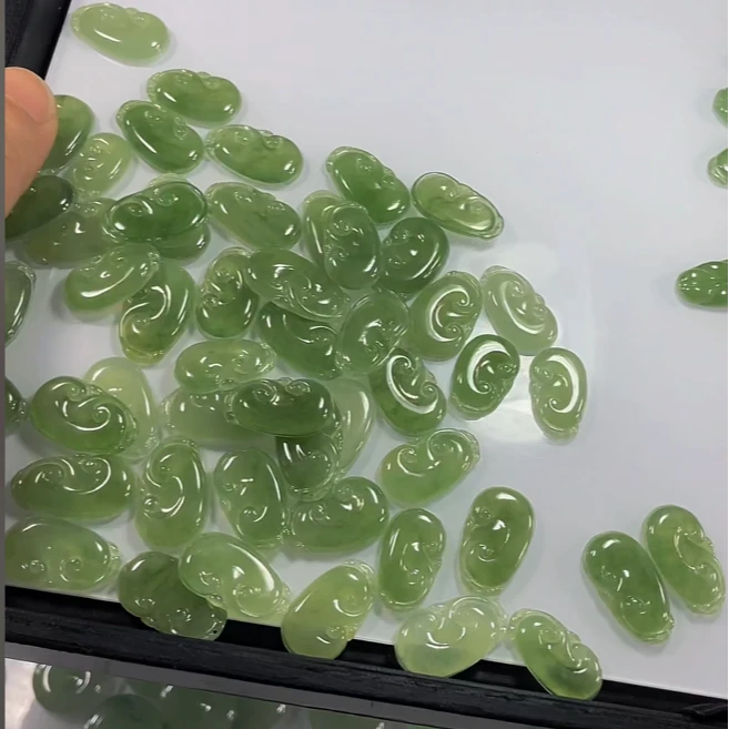 【绿庄】-2005-C417-天然A货翡翠-多样性发其一