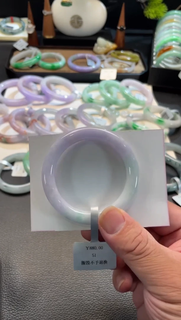 未镶嵌手镯翡翠90号 51圆条 有纹裂