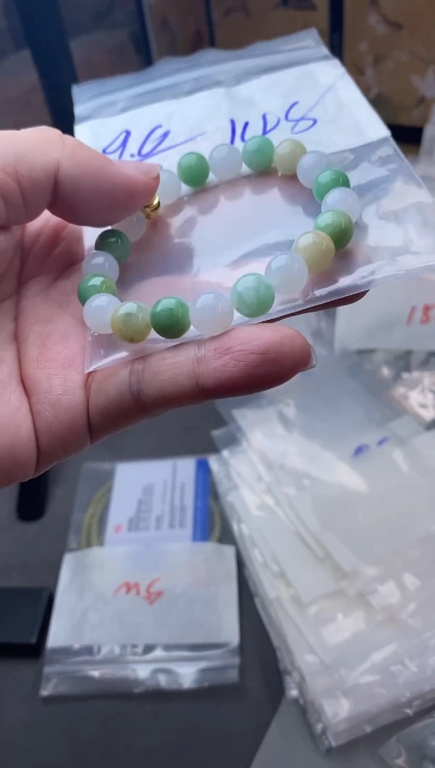 定制翡翠未镶嵌缅甸天然翡翠