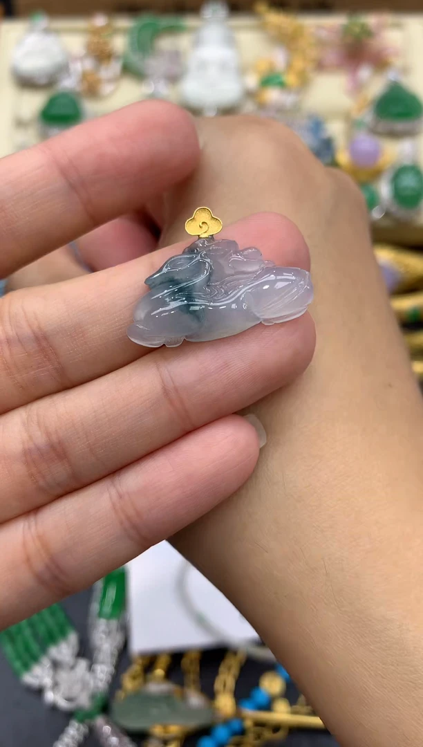 翡翠18K金镶嵌颈饰110-中国好珍宝