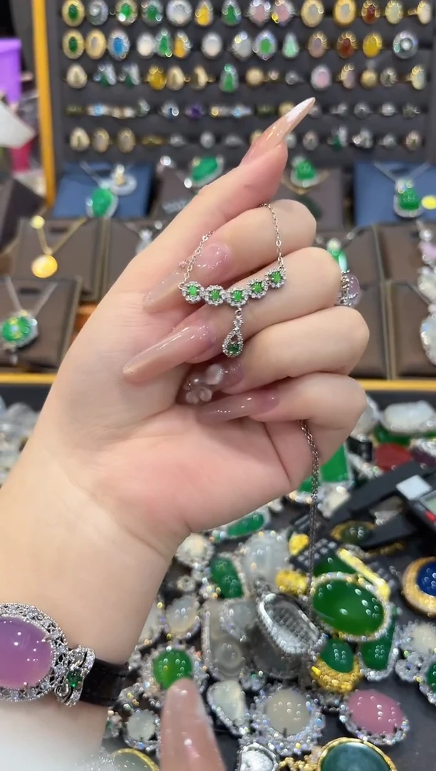 【闪购商品】翡翠套链银S925镶嵌1111