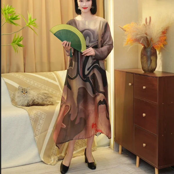 2511黄【桑蚕丝/香槟金】2025年早春新款时尚百搭宽松款显瘦连衣裙