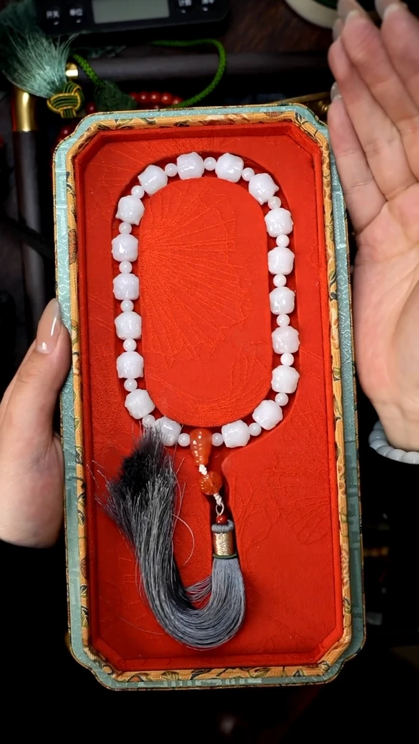 未镶嵌和田玉把件【****】九五于田手持。。。