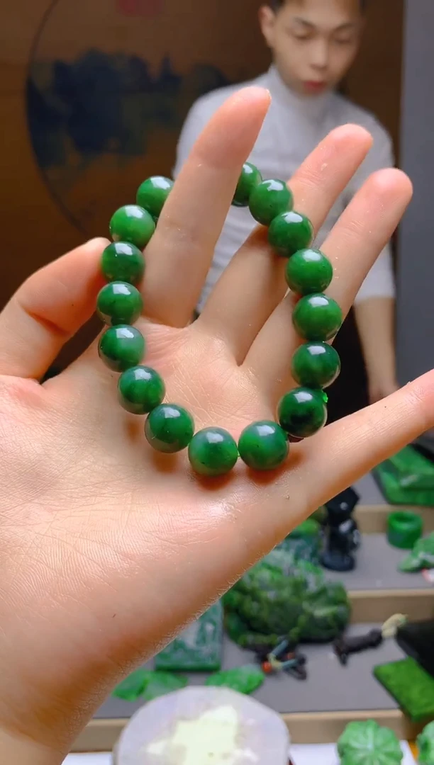 【闪购商品】和田玉（碧玉）手串未镶嵌1