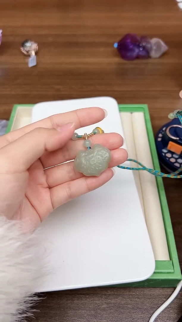 颈饰未镶嵌和田玉悦3282