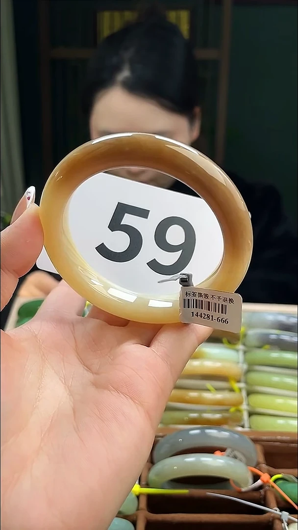 定制和田玉和田玉手镯