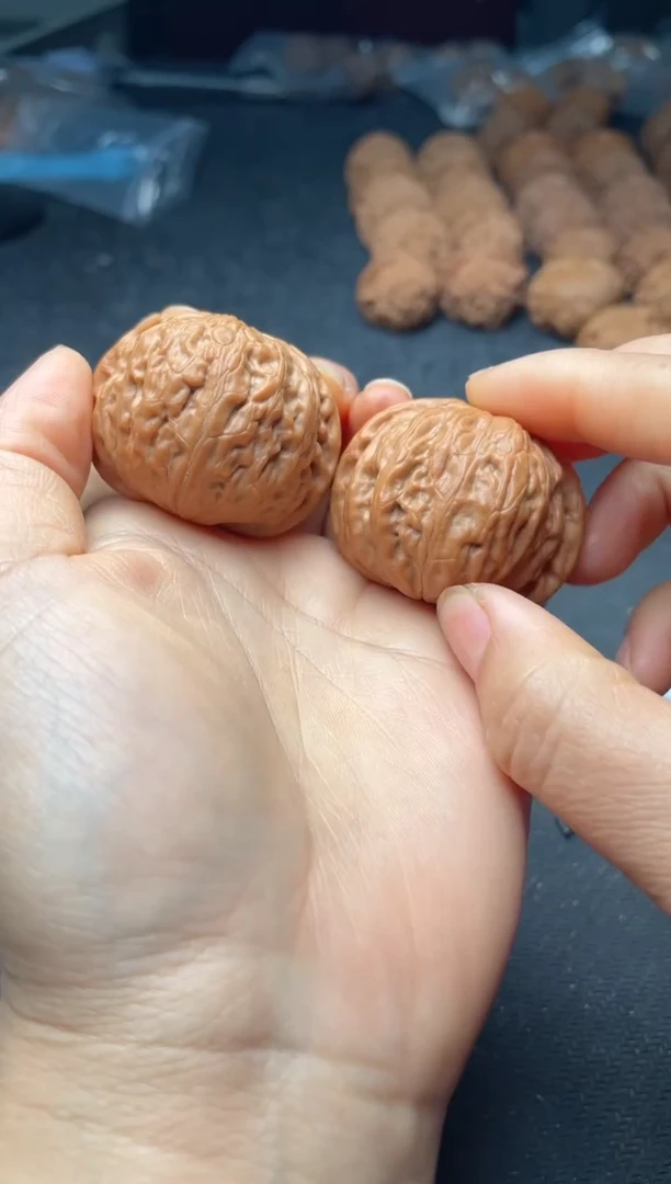 把件文玩核桃w25  铁锤42尺