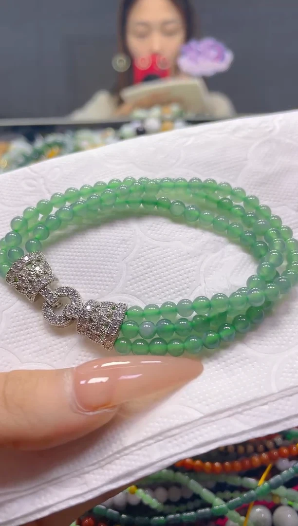 颈饰未镶嵌翡翠4MM