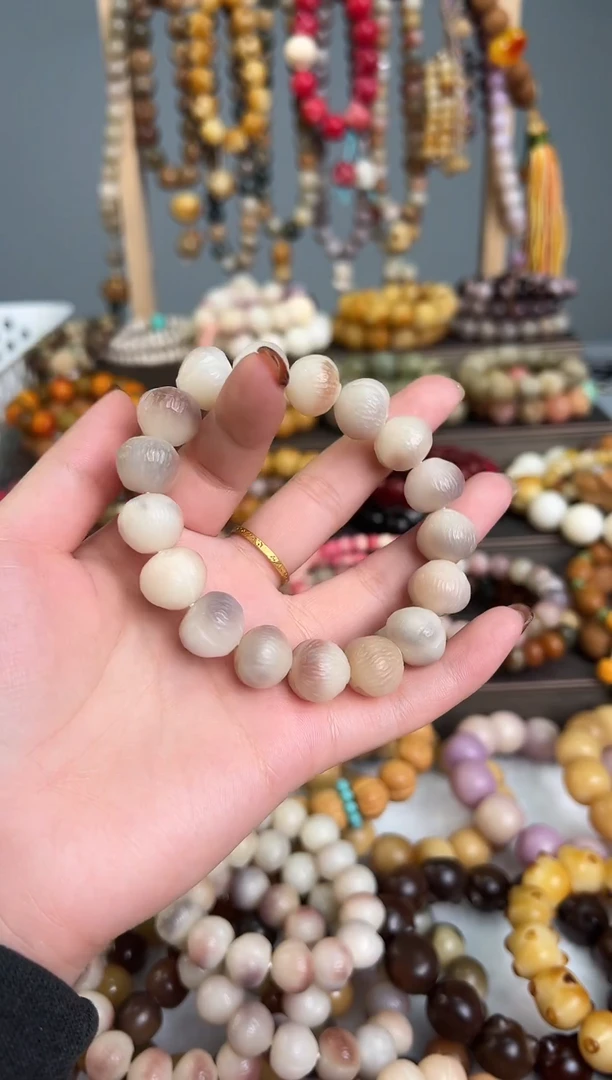 紫美人拉丝屁桃菩提手串