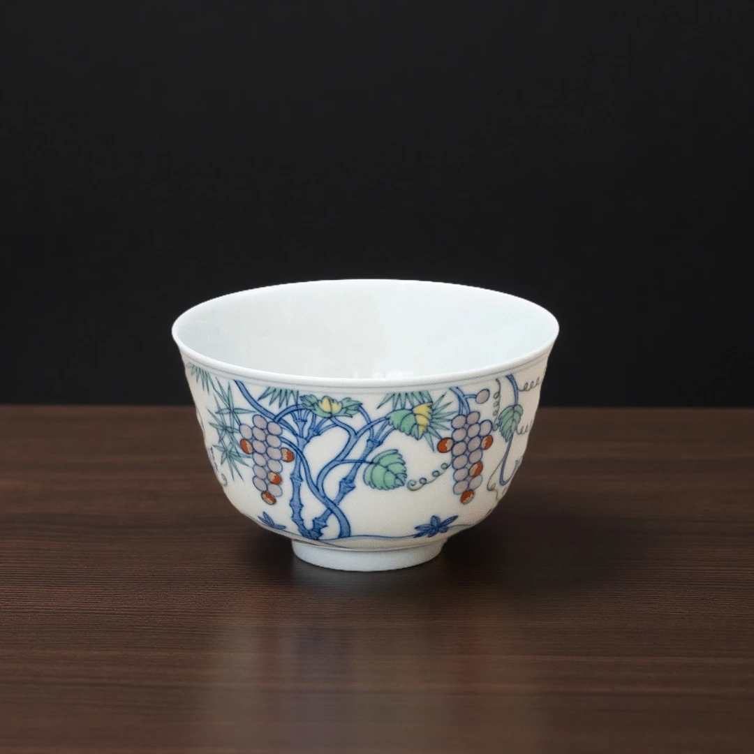 景德镇纯手绘高端茶器—斗彩葡萄主人杯