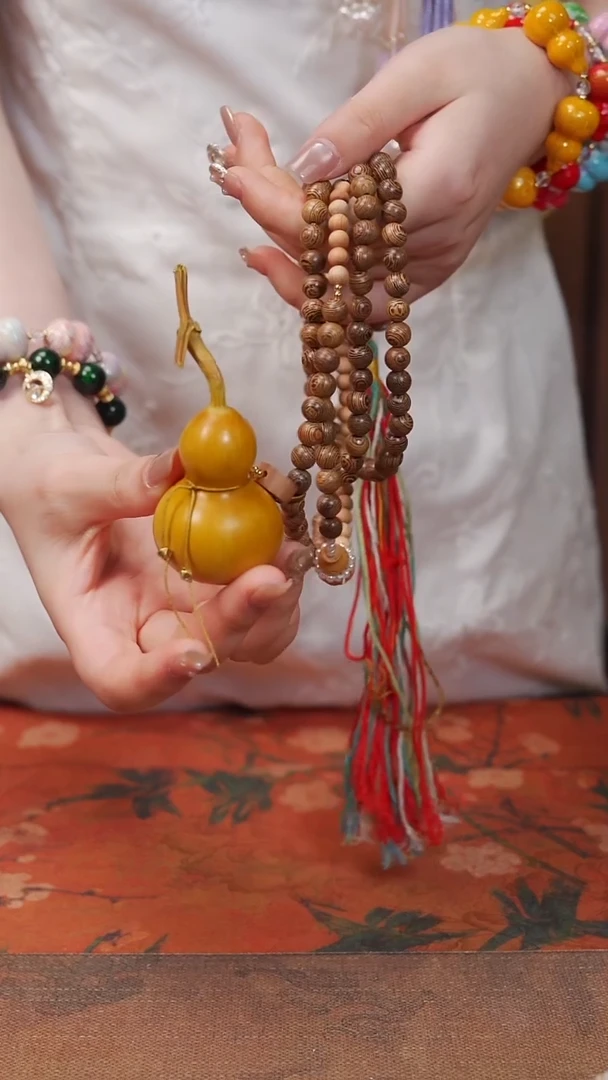 557  漆艺工艺小葫芦138