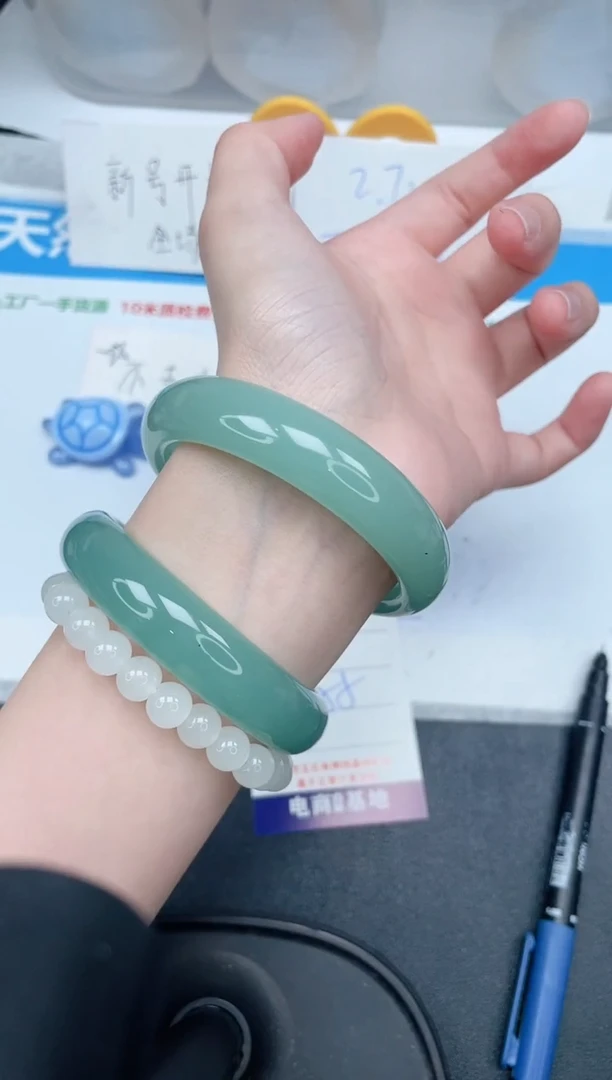 石英质玉手镯未镶嵌393-55