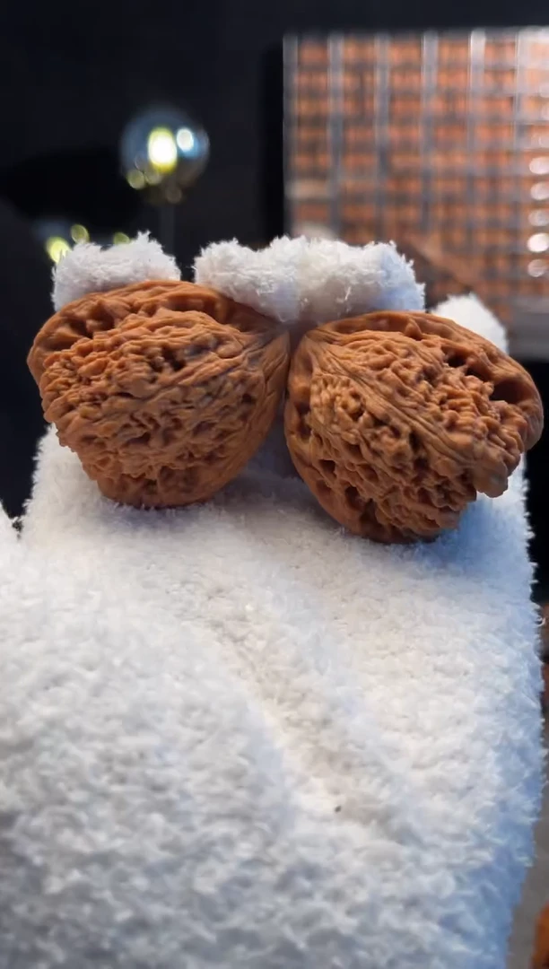 吊坠文玩核桃M****y南将