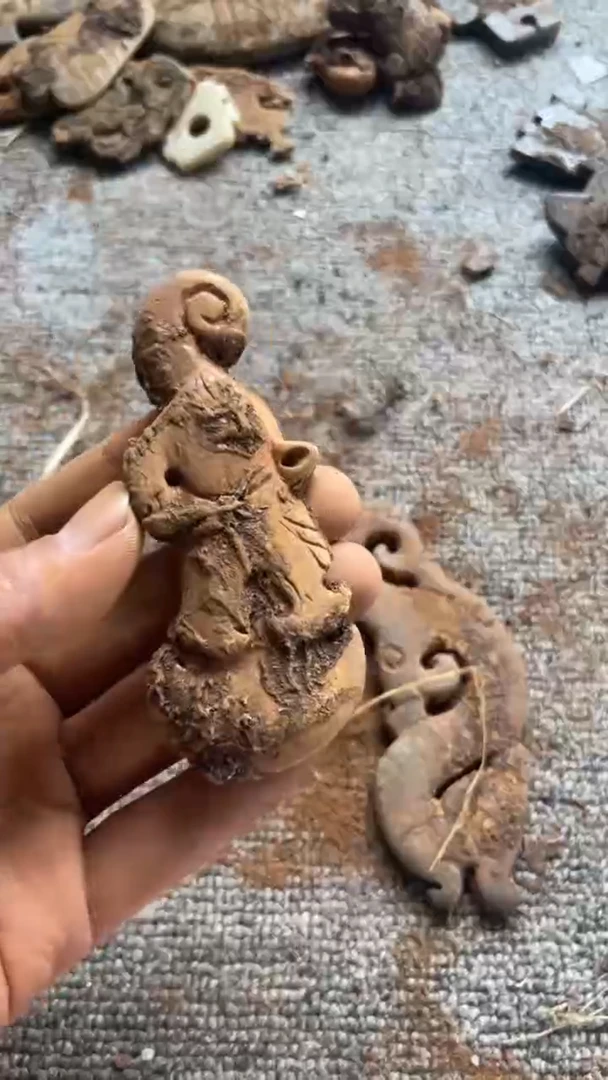 和田玉（糖玉）未镶嵌挂件东顺摆件链接1524654654