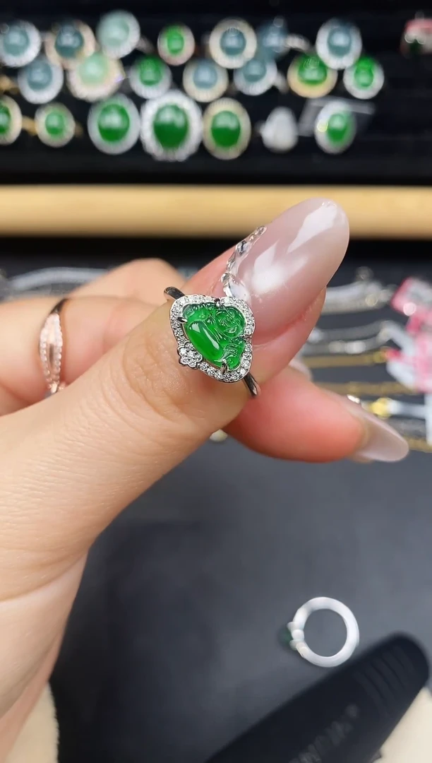 银S925镶嵌戒指翡翠378385