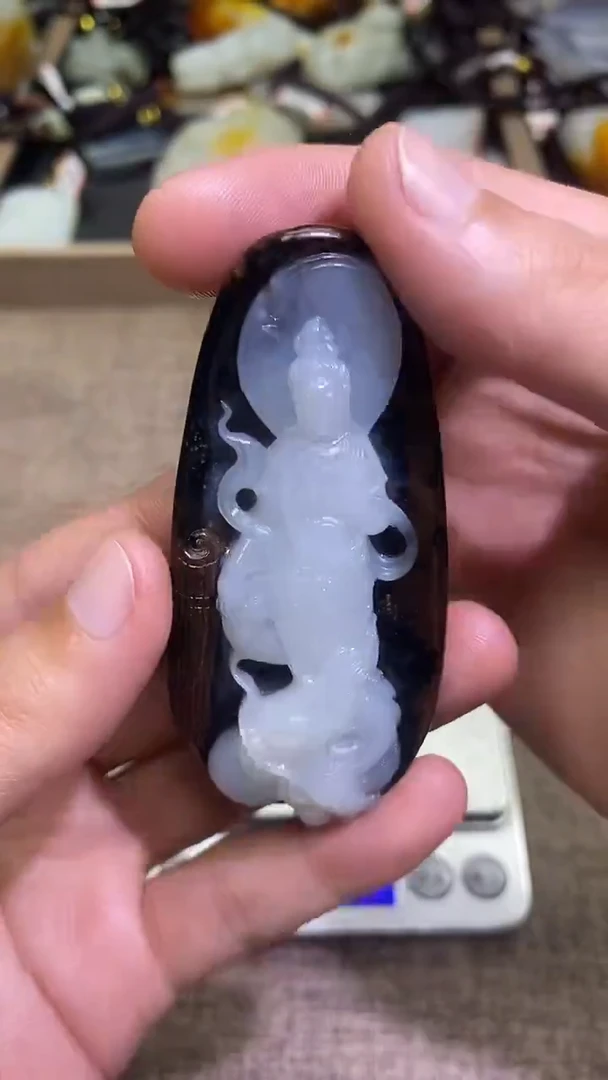 颈饰未镶嵌和田玉A7
