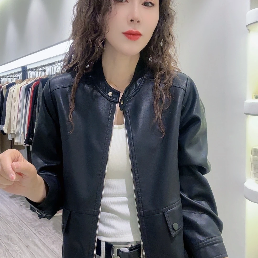 向向家早春款时尚皮衣