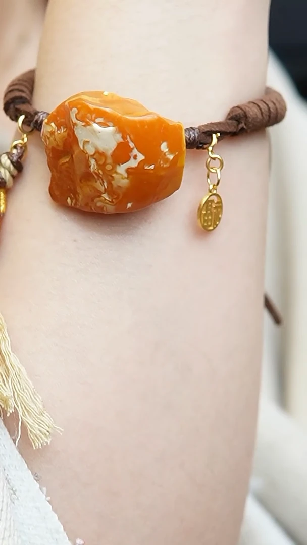 【闪购商品】琥珀裸石未镶嵌原石