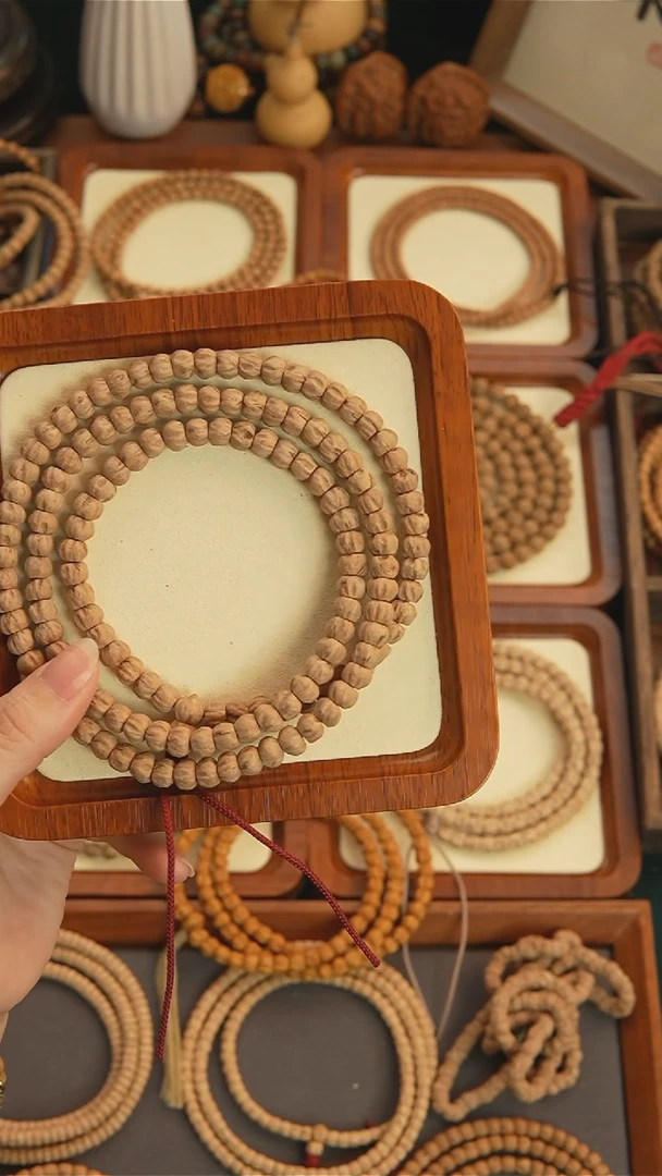 【闪购商品】柏香籽/百香籽吊坠莲花