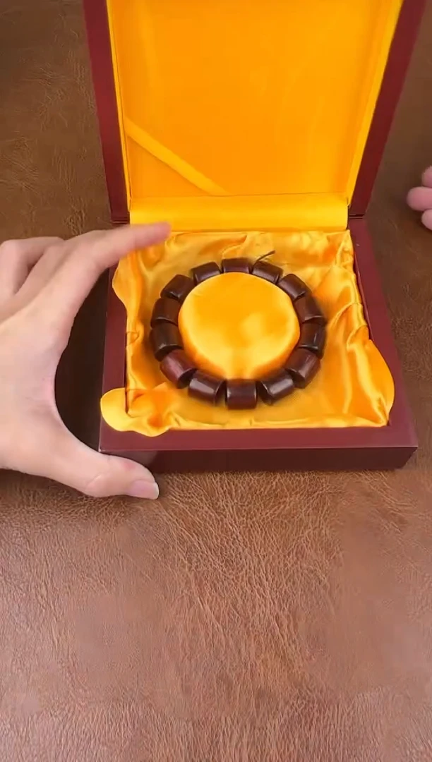小叶紫檀桶珠御藏文玩阁商品链接@@YS975