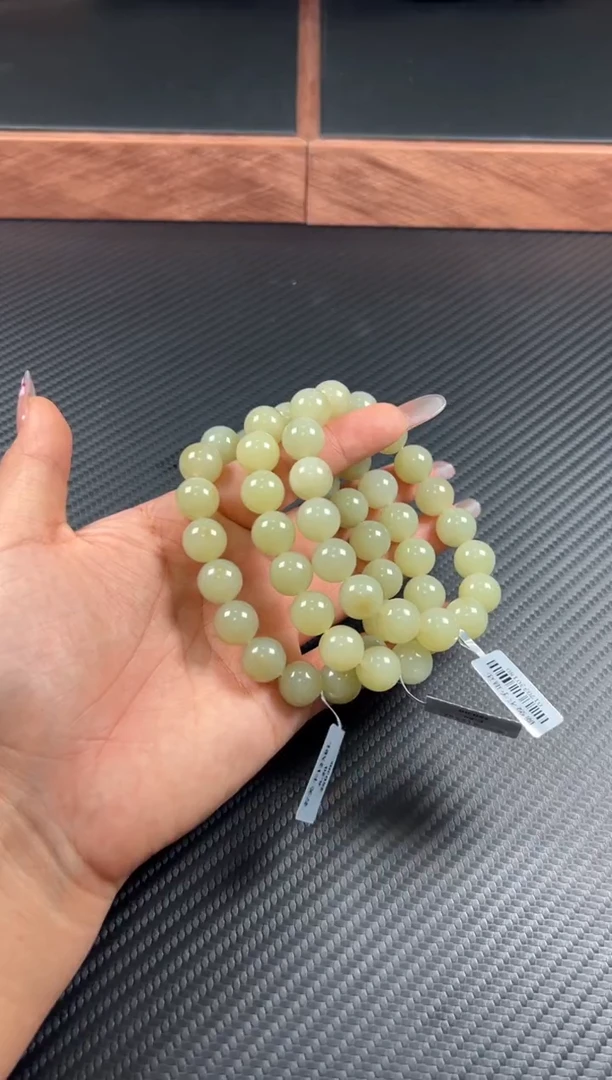 手串未镶嵌和田玉若羌微色差卡12Mm多样性发货拍一发一