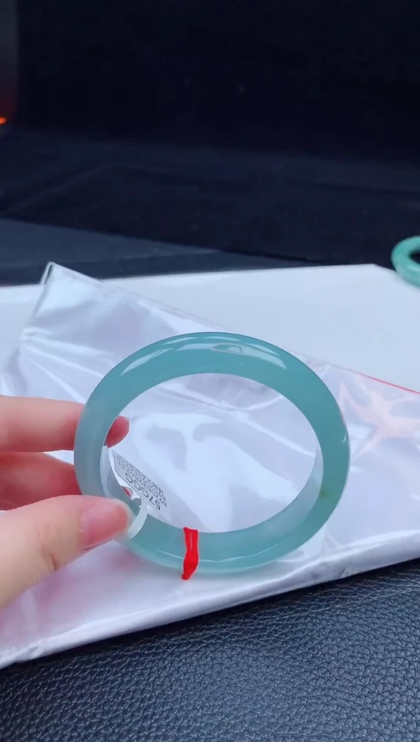 翡翠手镯未镶嵌缅甸天然翡翠A货手镯