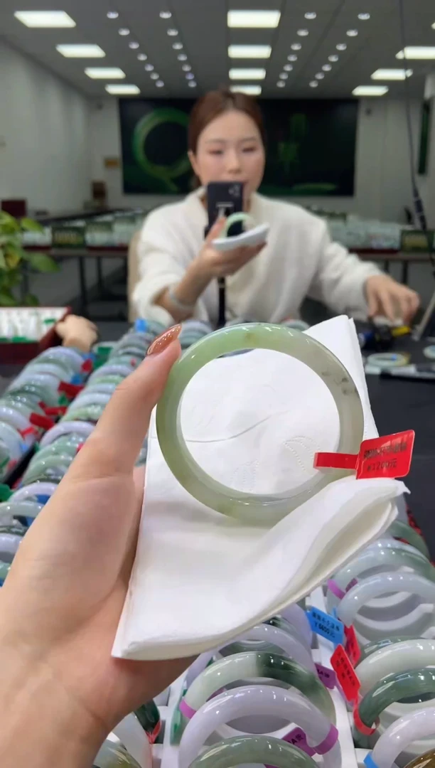 未镶嵌手镯翡翠0040756