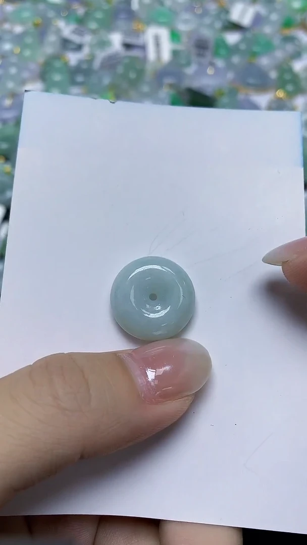 翡翠未镶嵌颈饰天然缅甸翡翠A货
