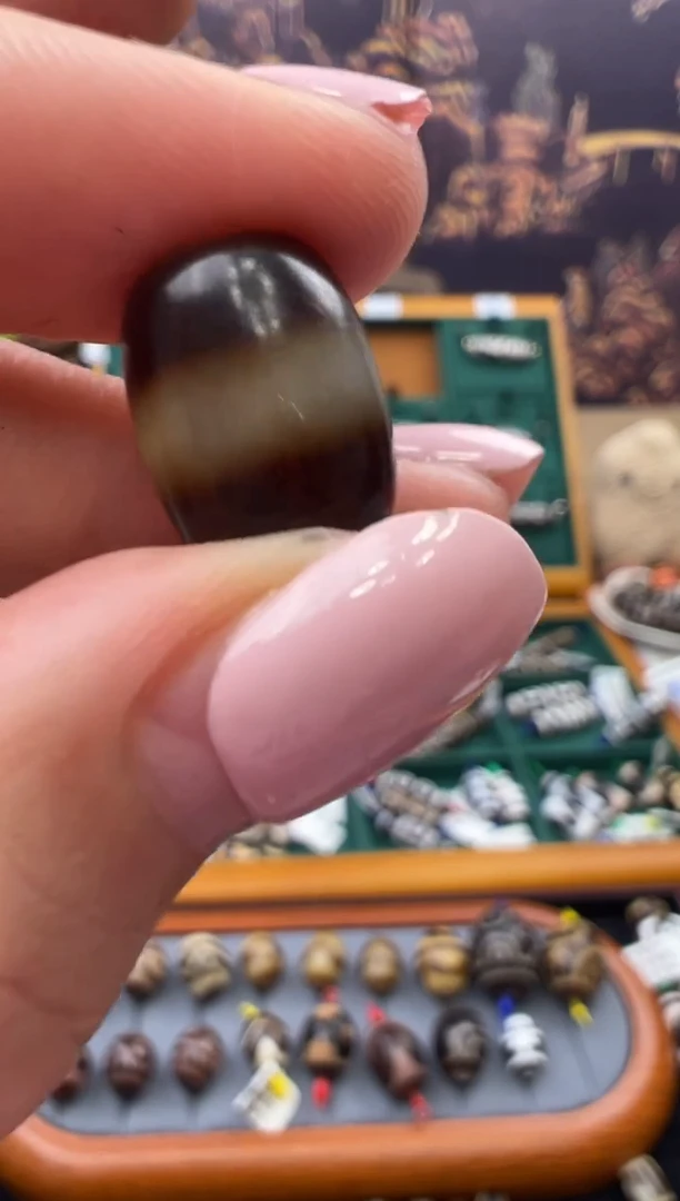 玛瑙/玉髓吊坠(不含链)未镶嵌34.（微瑕随机发货）