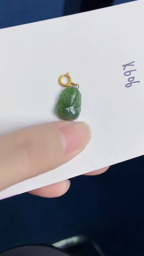 颈饰未镶嵌翡翠天然翡翠缅甸A货