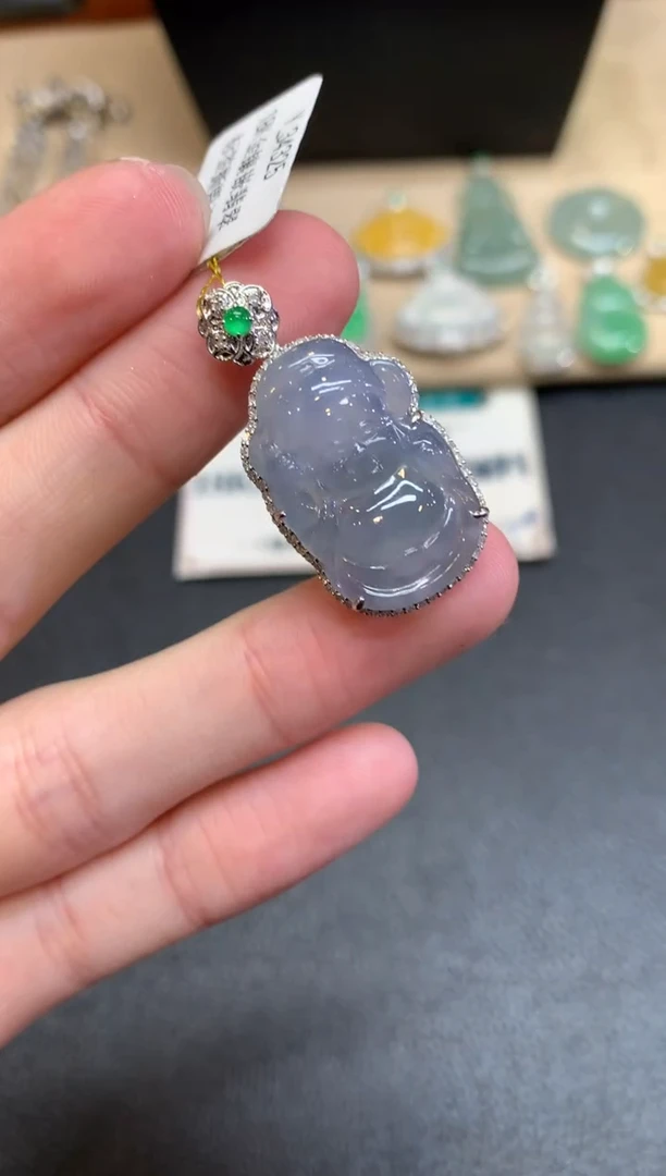 【闪购商品】翡翠颈饰18K金镶嵌财神爷【无服务费】