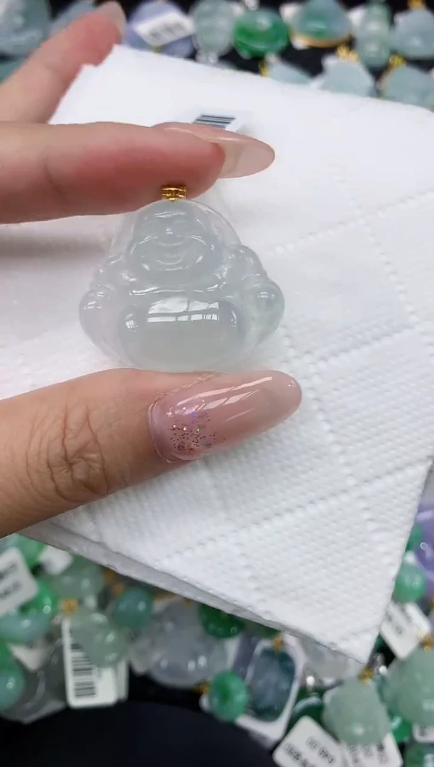 颈饰18K金镶嵌翡翠1111111111