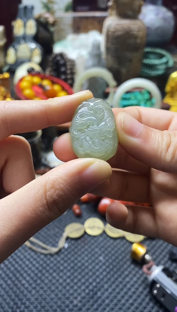 未镶嵌和田玉挂件1