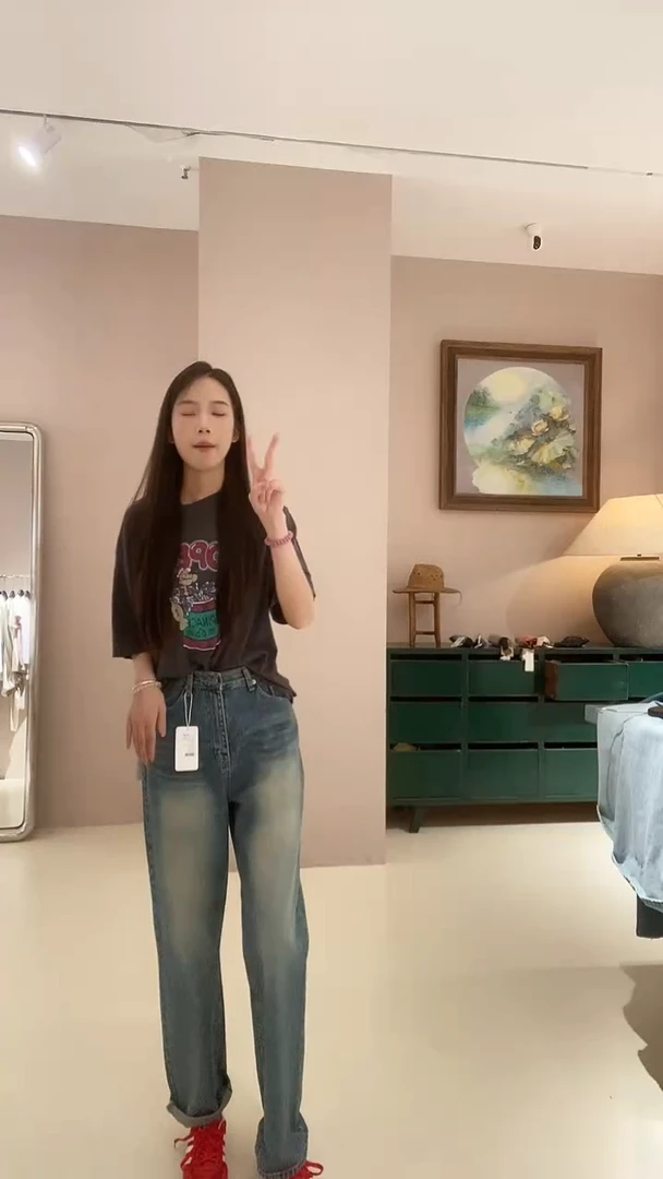 长腿牛仔裤S。。。。。
