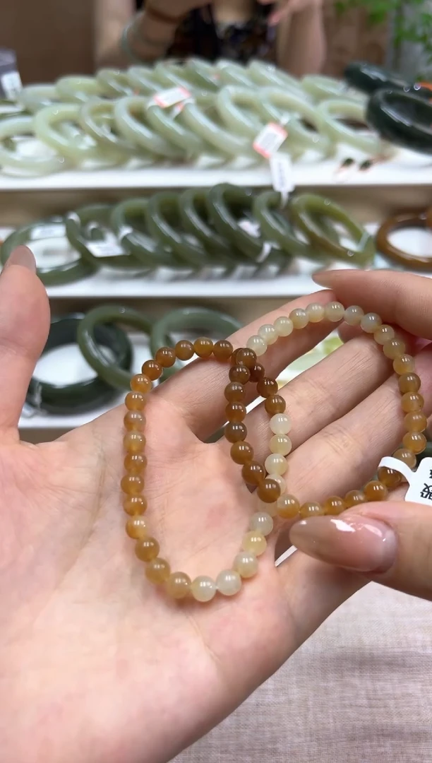 和田玉手镯未镶嵌和田玉渐变糖串 约卡6mm 福利款 多样拍一发一