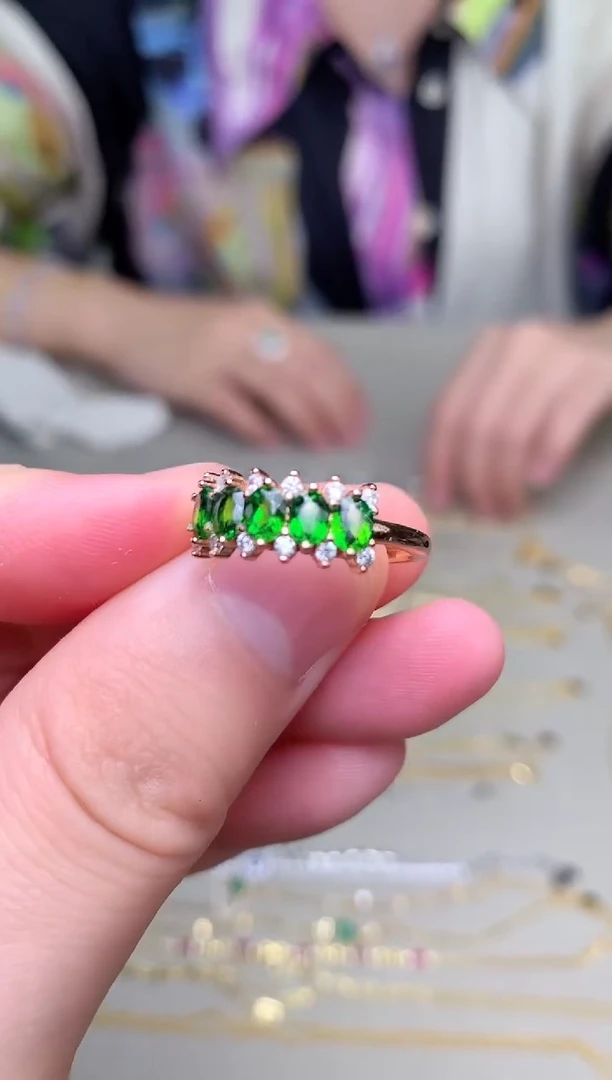 银S925镶嵌透辉石戒指戒指