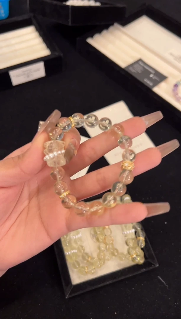 【闪购商品】水晶手链合金黄水晶小熊手链
