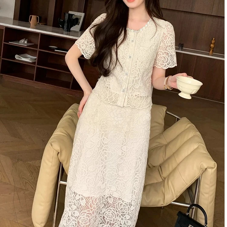 T066夏季时尚蕾丝两件套套裙DM7