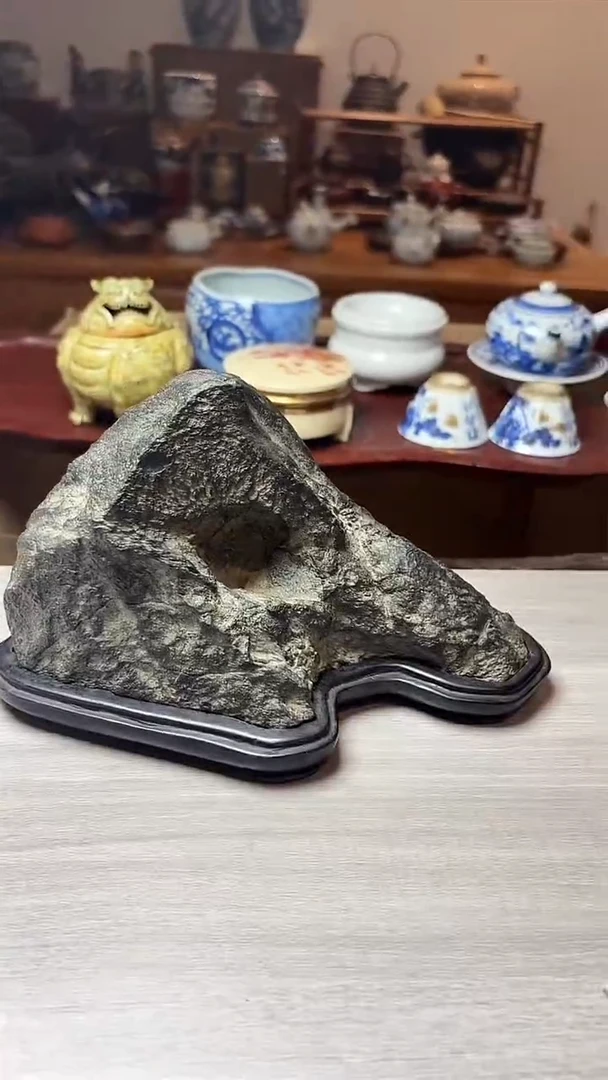 谢谢老板，回流产品有磨损正常，谨慎买！