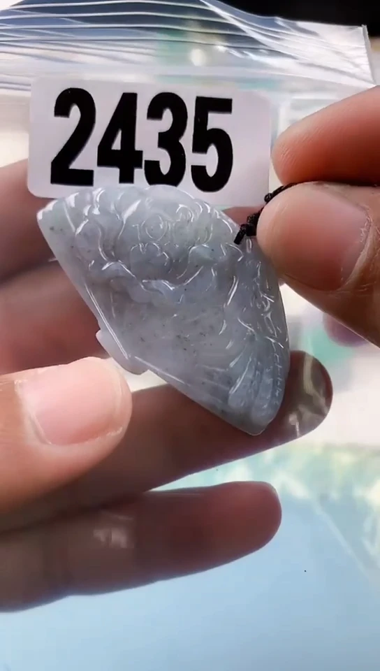 【闪购商品】翡翠挂件未镶嵌天然翡翠吊坠挂件