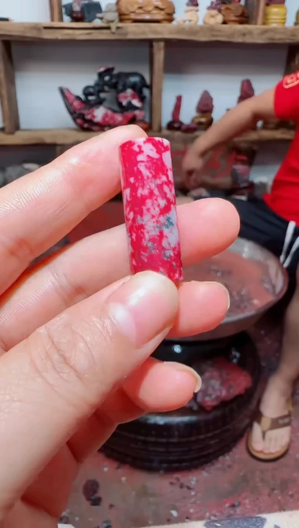 天然辰砂朱砂原石吊坠26