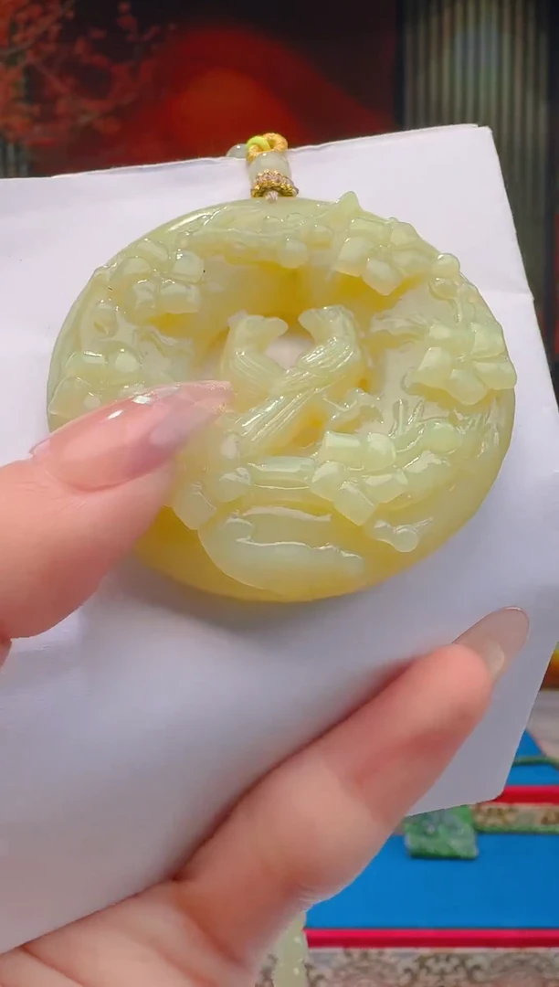 定制和田玉名家匠心馆和田玉多样性发一