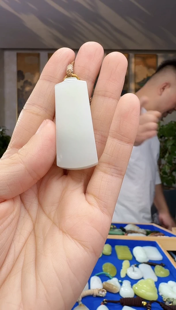 未镶嵌和田玉挂件拍一发一