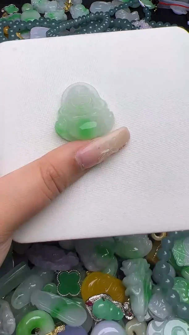 翡翠未镶嵌颈饰天然缅甸翡翠吊坠