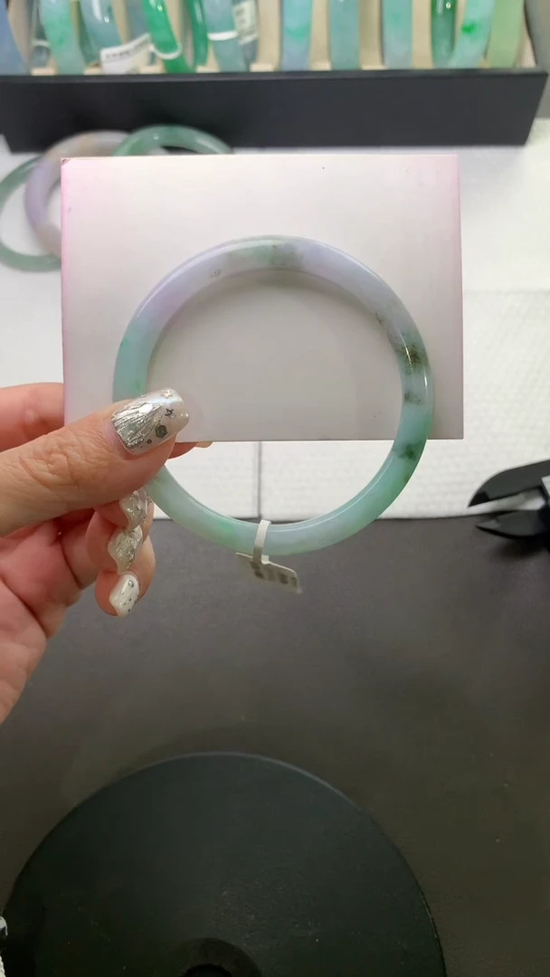 未镶嵌手镯（圆镯）翡翠56.7*6.8*6.7