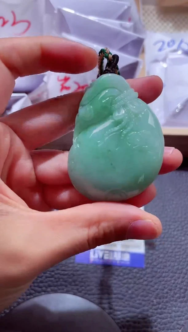 颈饰未镶嵌翡翠00005340