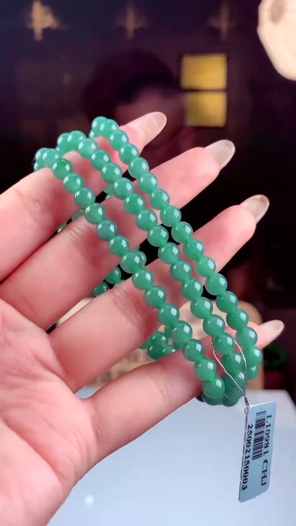 定制翡翠未镶嵌天然翡翠（拍一发一）