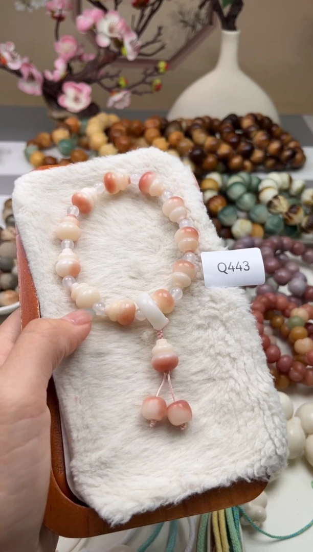 菩提根/象牙果吊坠瑕Q443葫芦挂件12mm一串随机