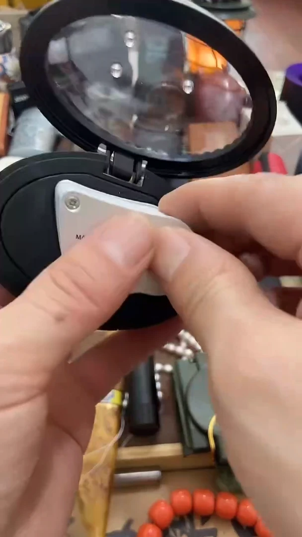 瓷片闪购商品  如图所示