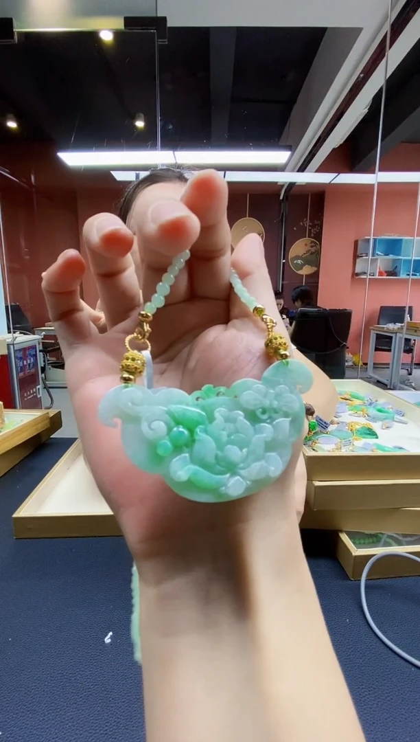 颈饰未镶嵌翡翠翡翠吊坠